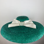 Laden Sie das Bild in den Galerie-Viewer, Elly Smaragd
